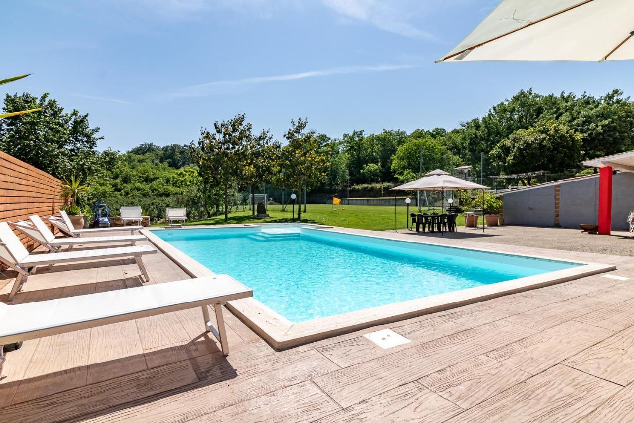 Villa Vacanze La Quercia Carbognano Exterior foto